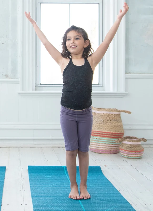Everyday Yoga Girl Uphold Solid High Waisted Biker Shorts with Pocket Black / Medium