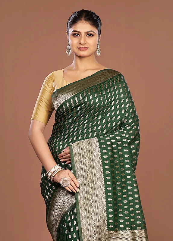 Green Georgette Saree With Blouse Piece One Size