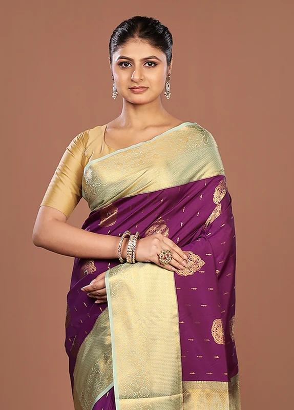 Green Kanjivaram Silk Saree With Blouse Piece One Size