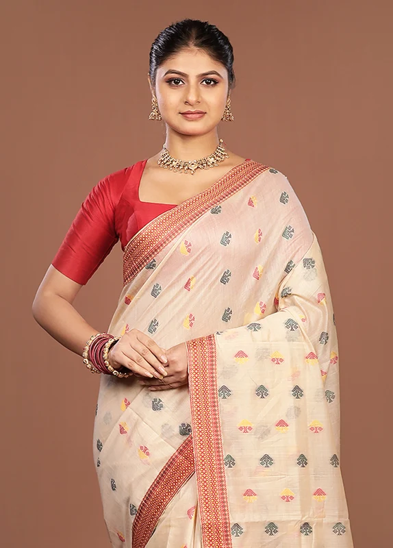 Cream Assam Silk Saree With Blouse Piece One Size
