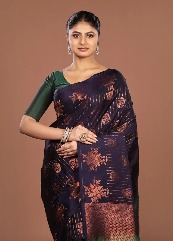 Blue Kanjivaram Silk Saree With Blouse Piece One Size