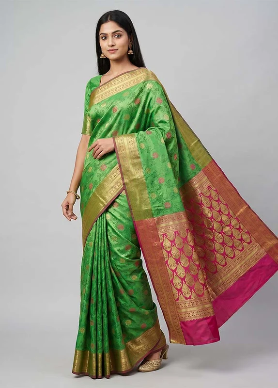 Green Kanjivaram Silk Saree With Blouse Piece One Size