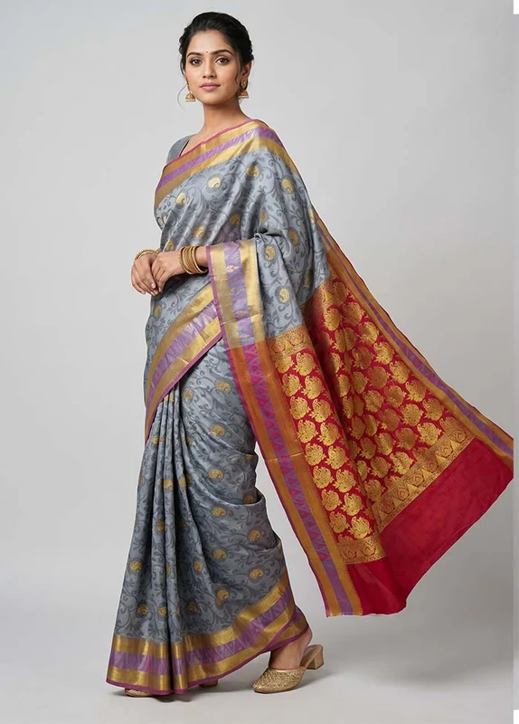 Red Kanjivaram Silk Saree With Blouse Piece One Size