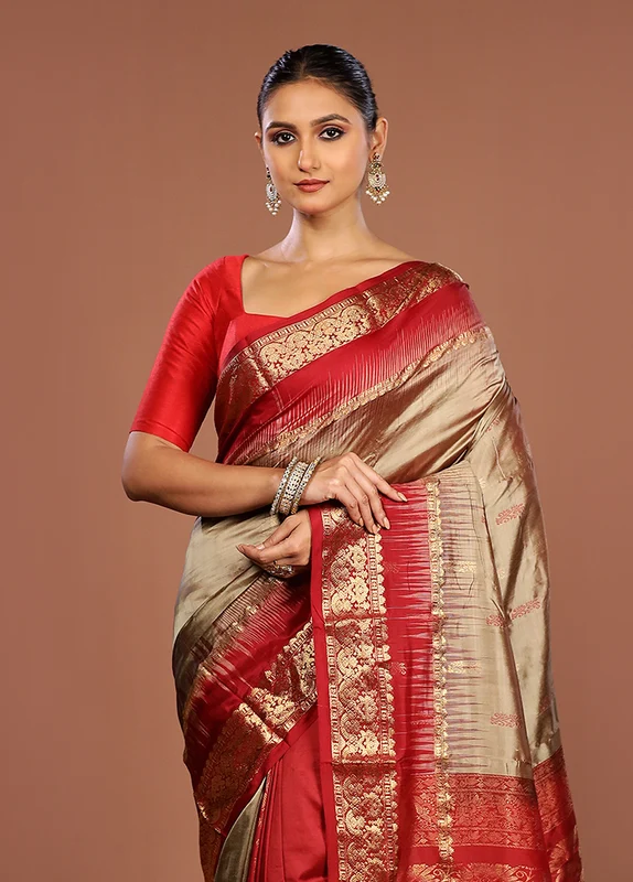 Cream Handloom Kanjivaram Pure Silk Saree With Blouse Piece One Size