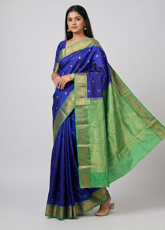 Blue Handloom Kanjivaram Silk Saree With Blouse Piece One Size