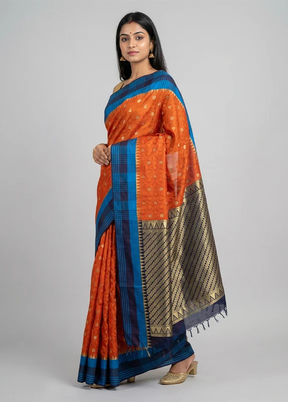 Maroon Kanjivaram Silk Saree With Blouse Piece One Size