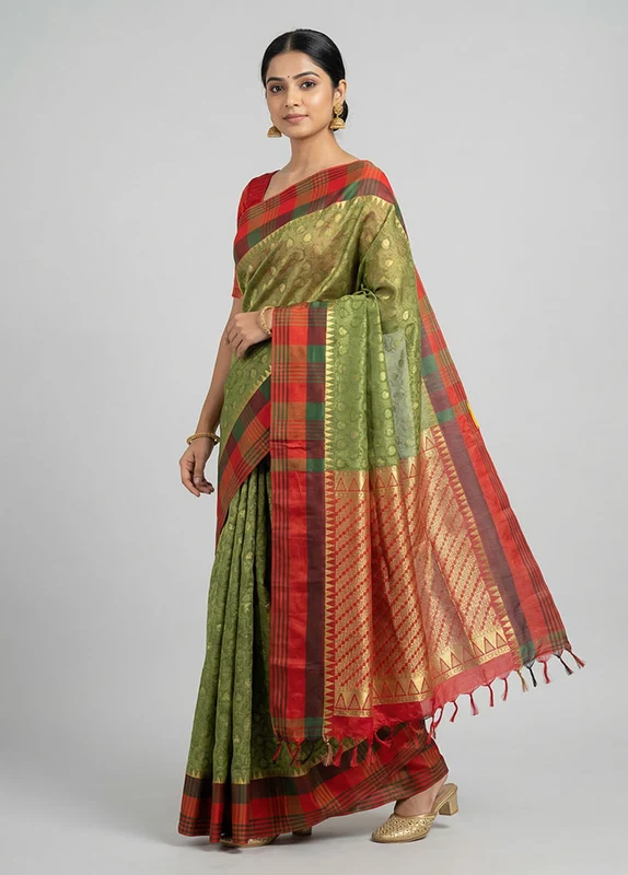 Green Kanjivaram Silk Saree With Blouse Piece One Size