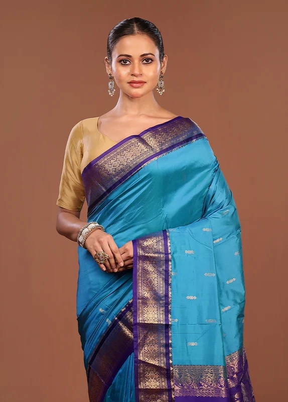 Blue Handloom Kanjivaram Pure Silk Saree With Blouse Piece One Size
