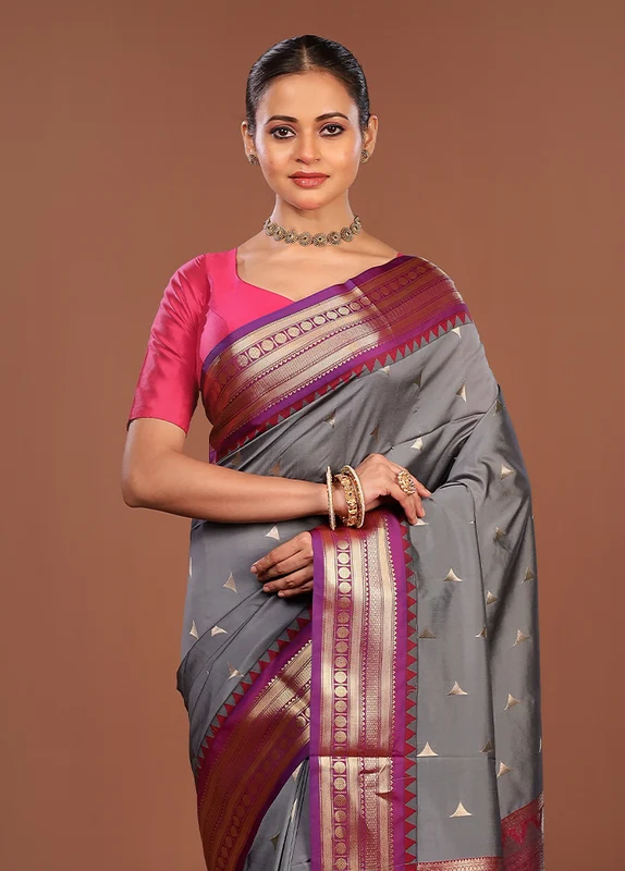 Grey Kanjivaram Silk Saree With Blouse Piece One Size