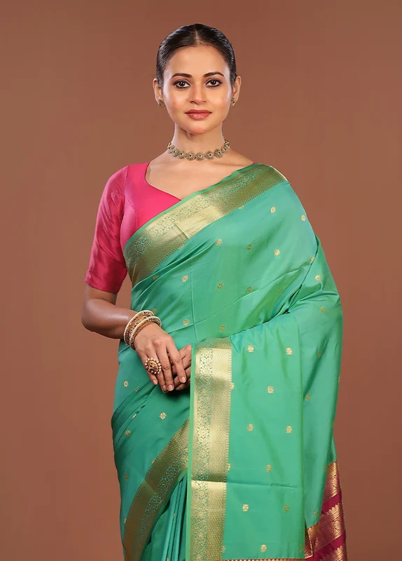 Green Kanjivaram Silk Saree With Blouse Piece One Size