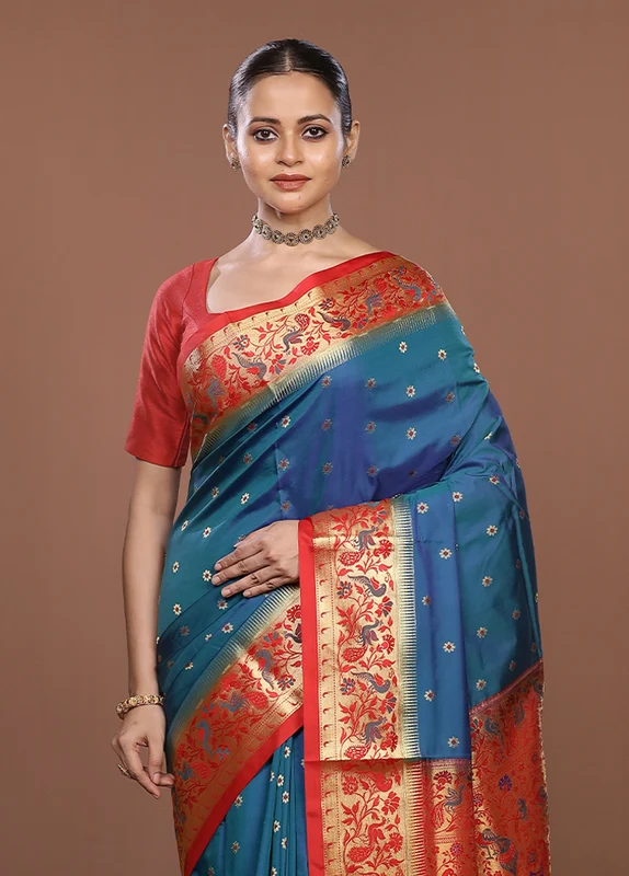 Blue Kanjivaram Silk Saree With Blouse Piece One Size