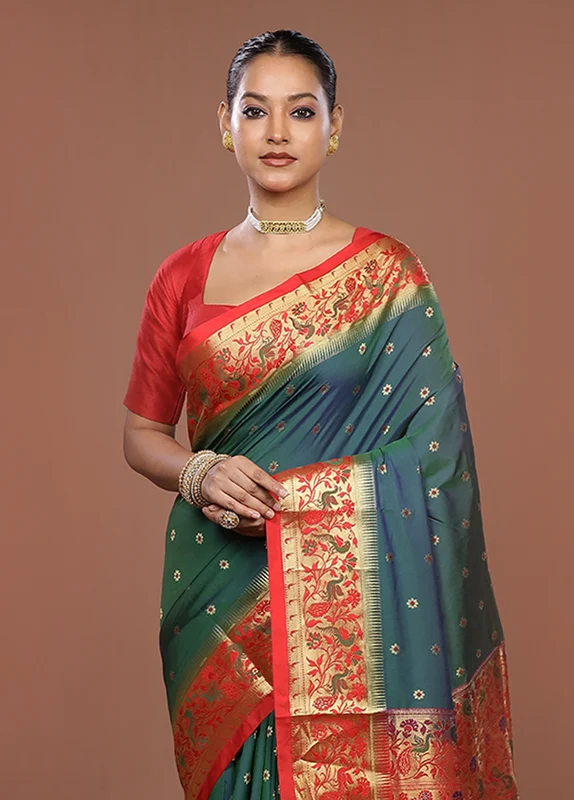 Green Kanjivaram Silk Saree With Blouse Piece One Size