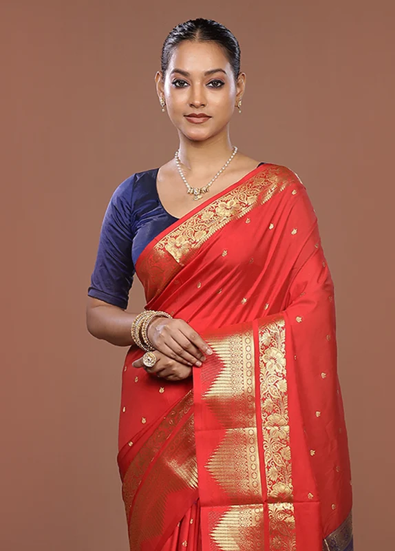 Red Kanjivaram Silk Saree With Blouse Piece One Size