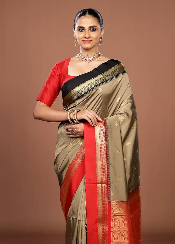 Grey Kanjivaram Silk Saree With Blouse Piece One Size