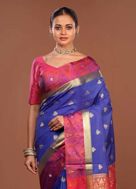 Blue Kanjivaram Silk Saree With Blouse Piece One Size