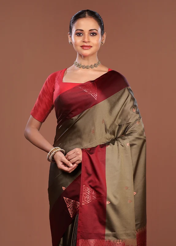 Grey Kanjivaram Silk Saree With Blouse Piece One Size