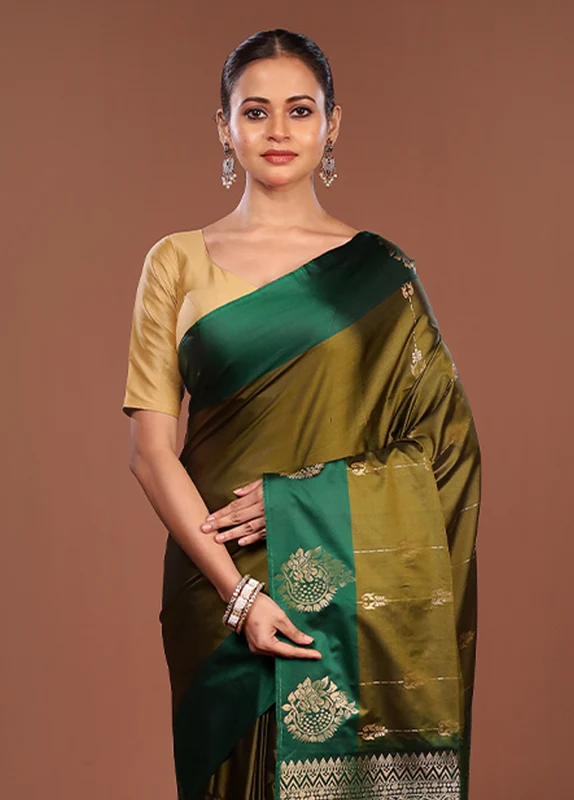 Green Kanjivaram Silk Saree With Blouse Piece One Size