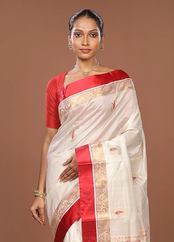 White Garad Pure Silk Saree Without Blouse Piece One Size