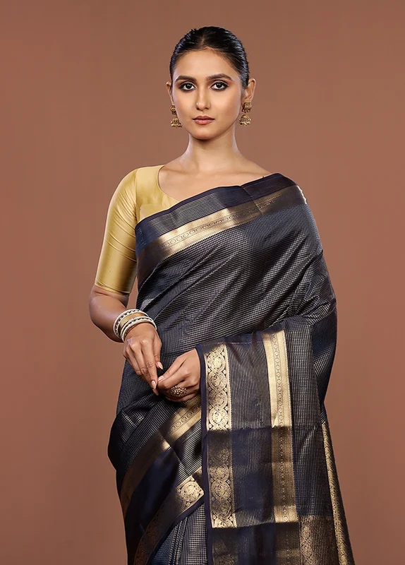 Blue Handloom Kanjivaram Pure Silk Saree With Blouse Piece One Size