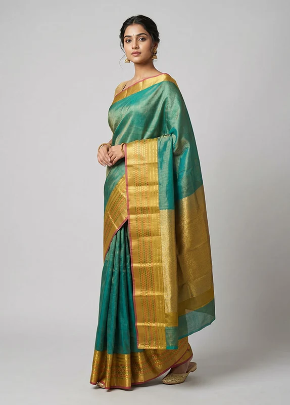 Green Handloom Kanjivaram Pure Silk Saree With Blouse Piece One Size