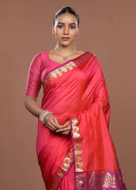 Red Handloom Kanjivaram Pure Silk Saree With Blouse Piece One Size