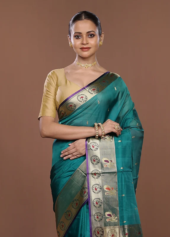 Green Handloom Pure Cotton Saree With Blouse Piece One Size