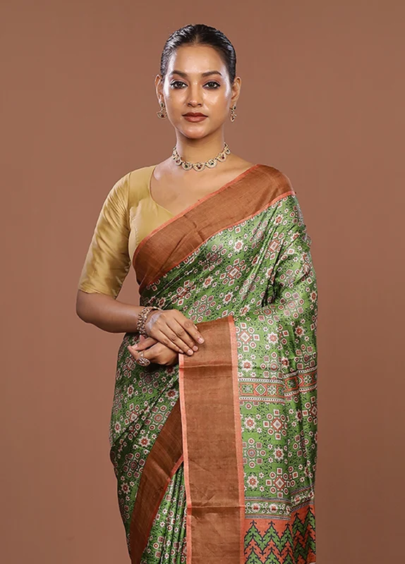 Green Tussar Silk Saree With Blouse Piece One Size