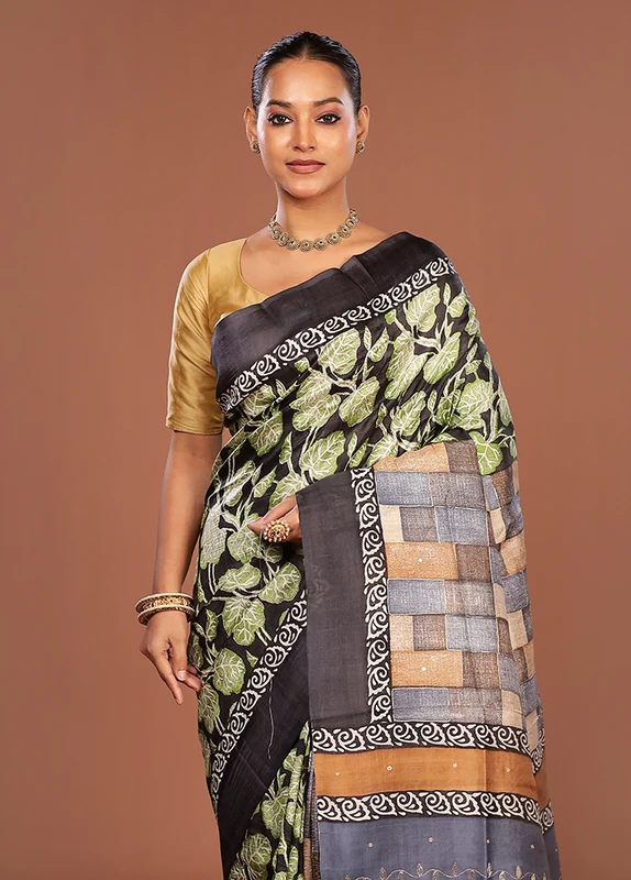Black Handloom Tussar Pure Silk Saree With Blouse Piece One Size