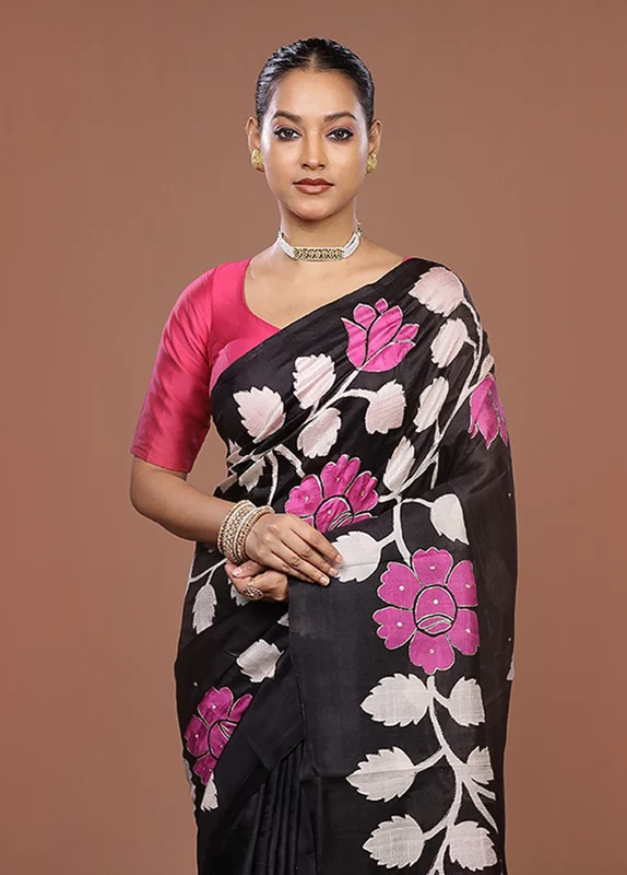 Black Handloom Tussar Pure Silk Saree With Blouse Piece One Size