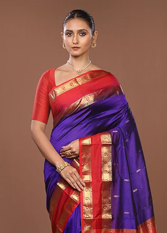 Blue Handloom Kanjivaram Pure Silk Saree With Blouse Piece One Size