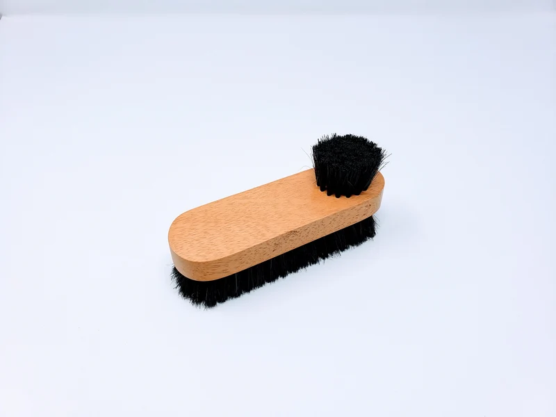 Imperiale Boot and Tack Brush with Polish Applicator Black Horsehair / 5 3/4"