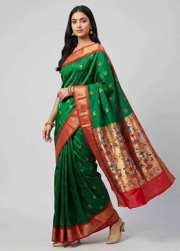 Green Handloom Kanchipuram Pure Silk Saree With Blouse Piece One Size