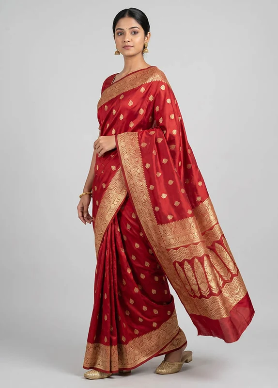 Maroon Banarasi Silk Saree With Blouse Piece One Size