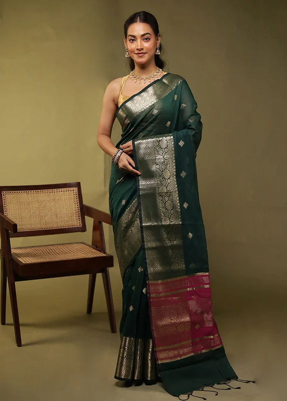 Green Cotton Saree With Blouse Piece One Size