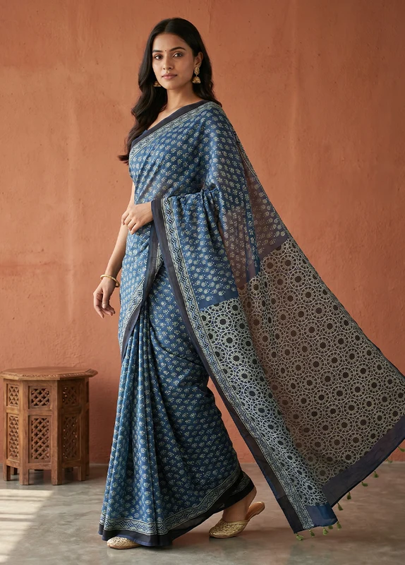 Blue Printed Pure Silk Saree Without Blouse Piece One Size