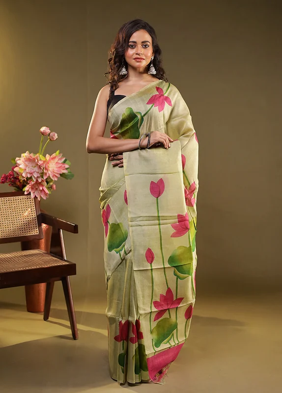 Multicolor Printed Pure Silk Saree With Blouse Piece One Size