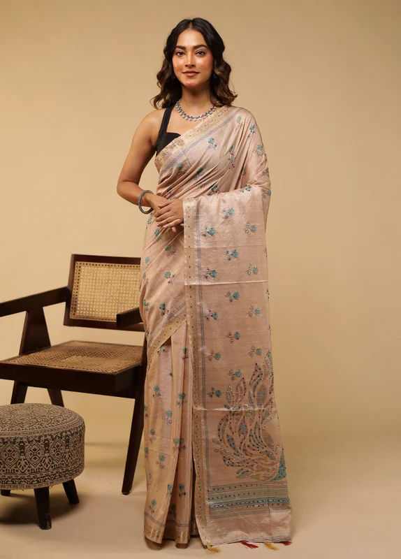 Cream Tussar Silk Saree With Blouse Piece One Size