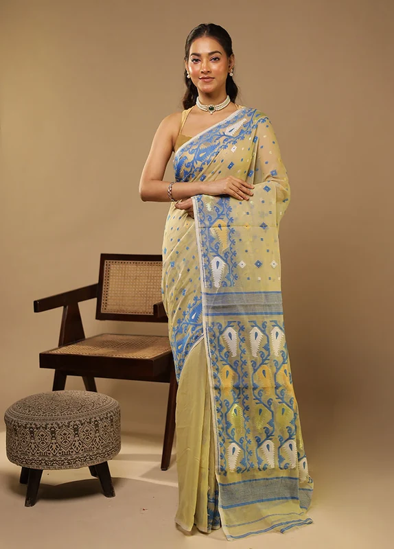 Cream Jamdani Cotton Saree With Blouse Piece One Size
