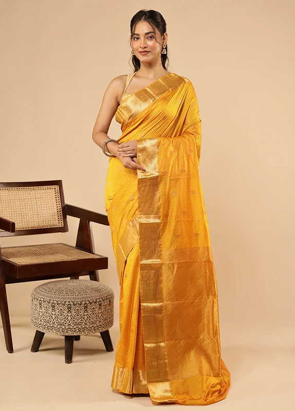 Yellow Handloom Kanjivaram Pure Silk Saree With Blouse Piece One Size