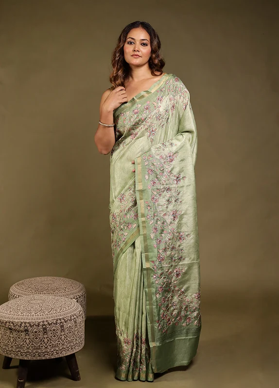 Green Tussar Silk Saree With Blouse Piece One Size