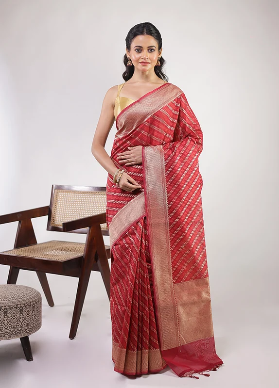 Red Kora Silk Saree With Blouse Piece One Size