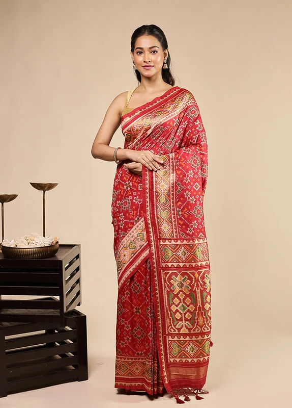 Red Dupion Silk Saree With Blouse Piece One Size