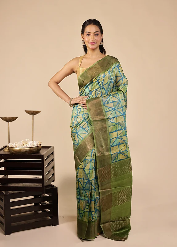 Green Handloom Tussar Pure Silk Saree With Blouse Piece One Size