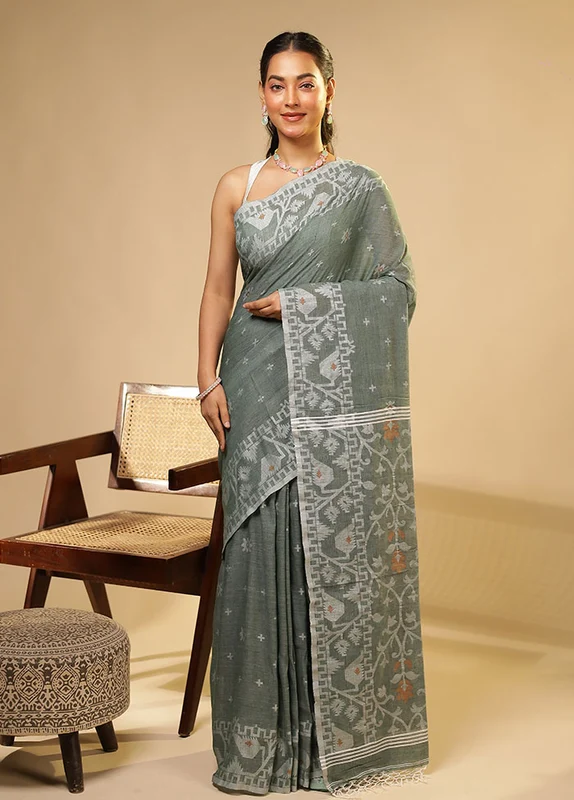 Green Matka Silk Saree With Blouse Piece One Size