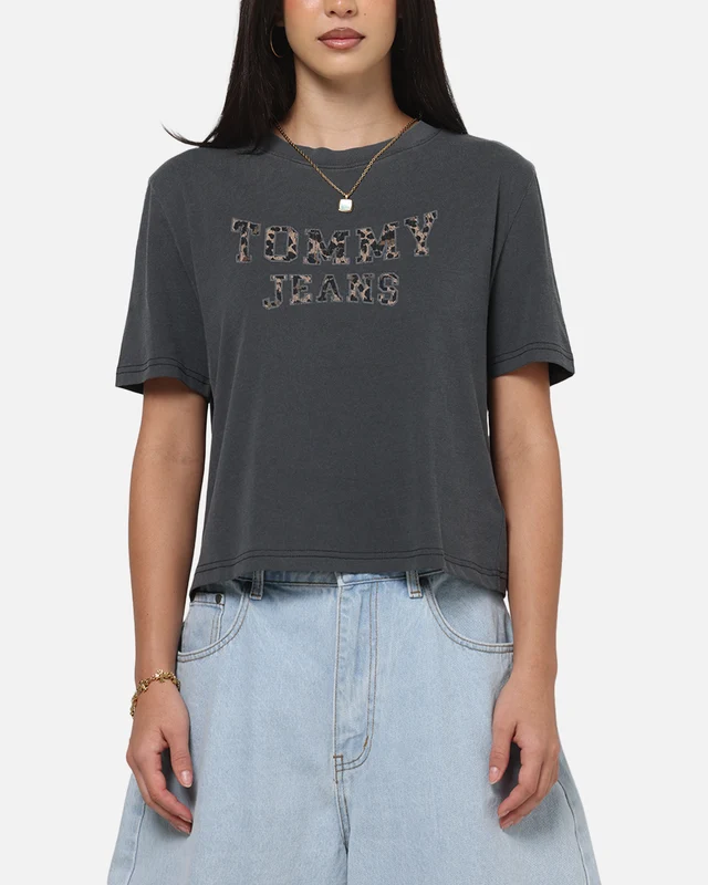 Tommy Jeans Women's TJW Boxy Leopard Varsity T-Shirt Black M