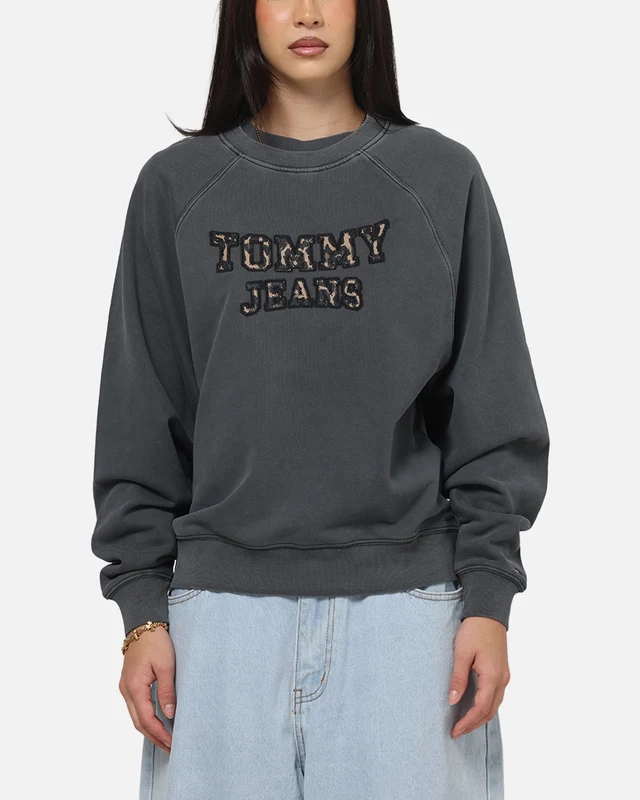 Tommy Jeans Women's TJW Boxy Leopard Varsity Crewneck Black XL