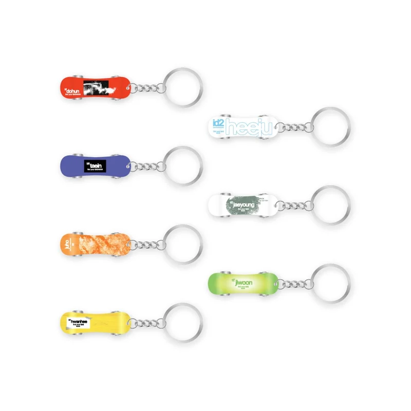 idntt - [find your idntt] POP-UP STORE MD BOARD KEYRING Kim DoHun