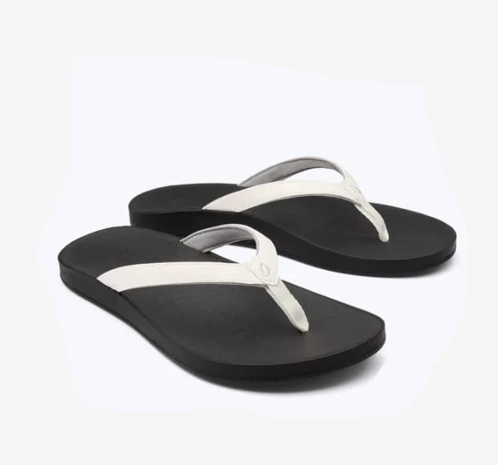 Olukai Women's Puawe Sandal WHITE/BLACK / 10