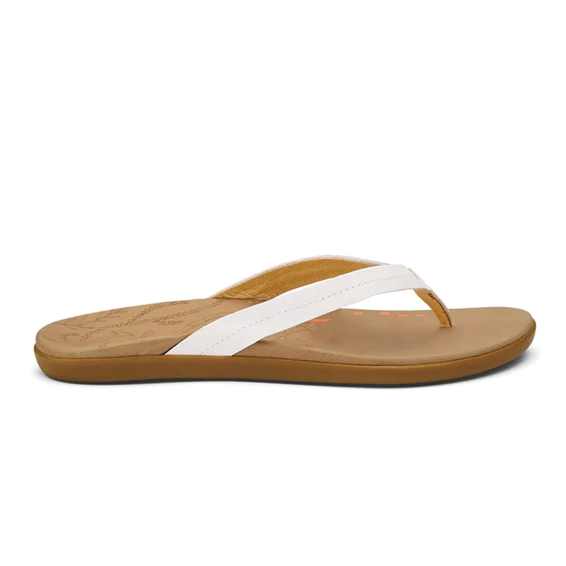 Women's Honu Bright White/Golden Sand / 7