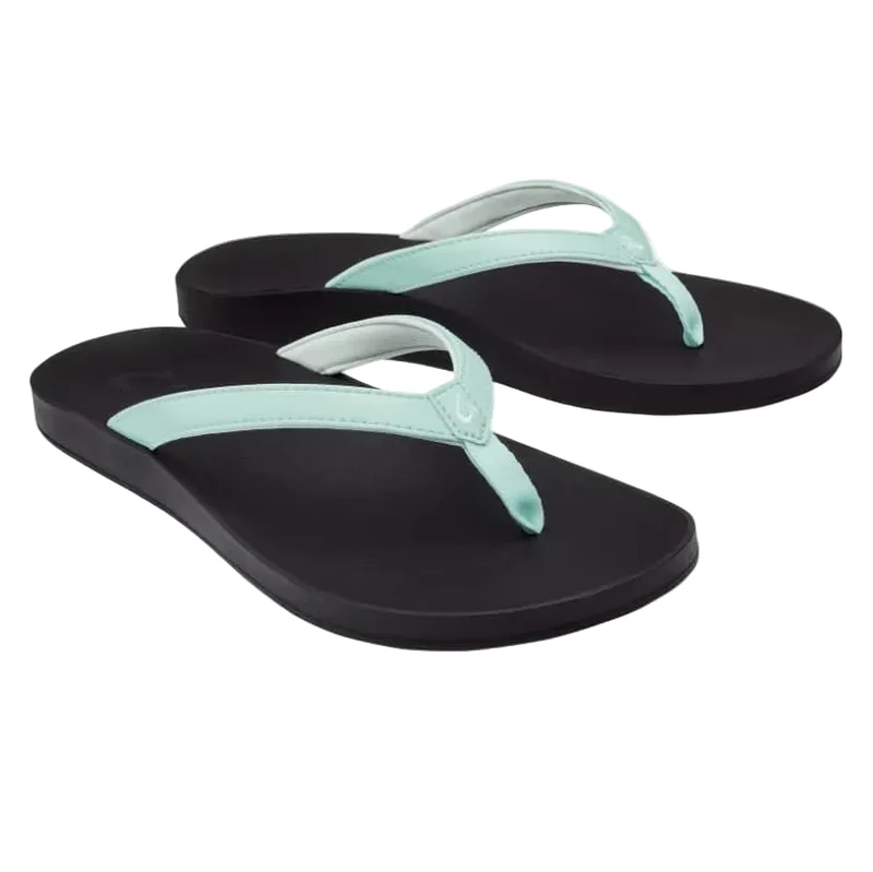 Olukai Women's Puawe Sandal SEA GLASS/BLACK / 6